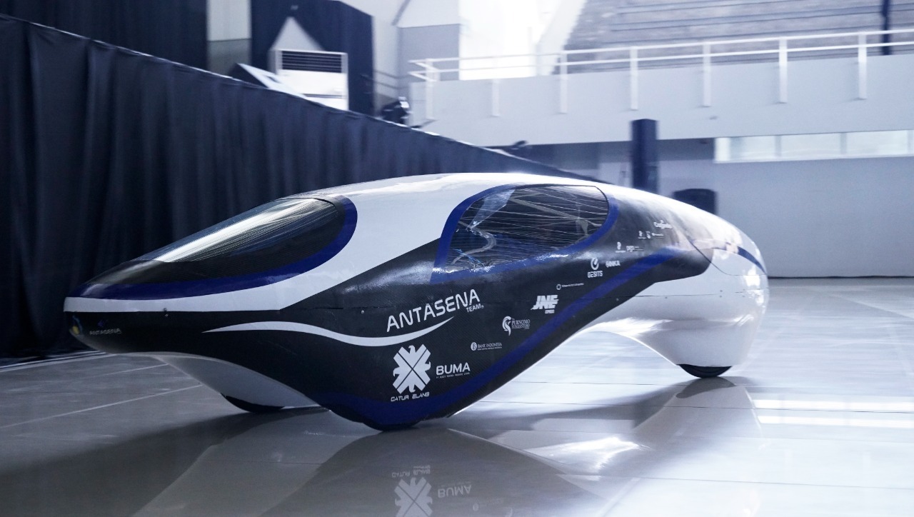 Tampilan prototipe mobil Antasena Alpha dari Tim Antasena ITS yang menggunakan hidrogen sebagai bahan bakarnya