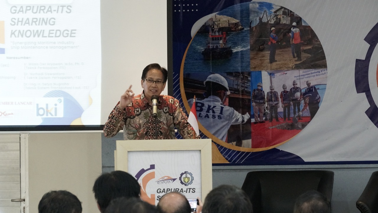 Rektor ITS Prof Dr Ir Mochamad Ashari MEng IPU AEng saat memberikan sambutannya