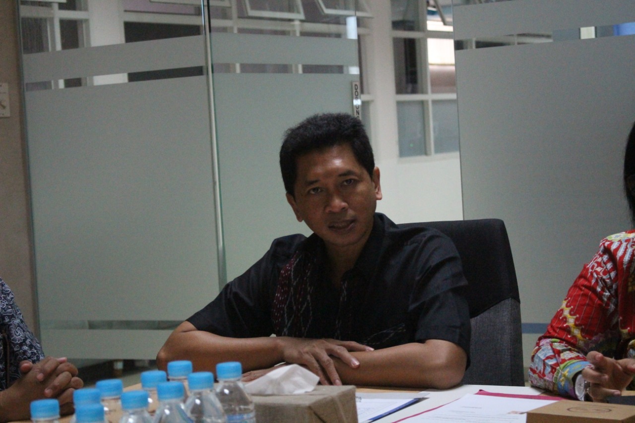 Wakil Rektor IV ITS Bambang Pramujati ST MSc Eng PhD saat memberikan sambutan pada pertemuan kerja sama dengan Kementerian Sosial RI