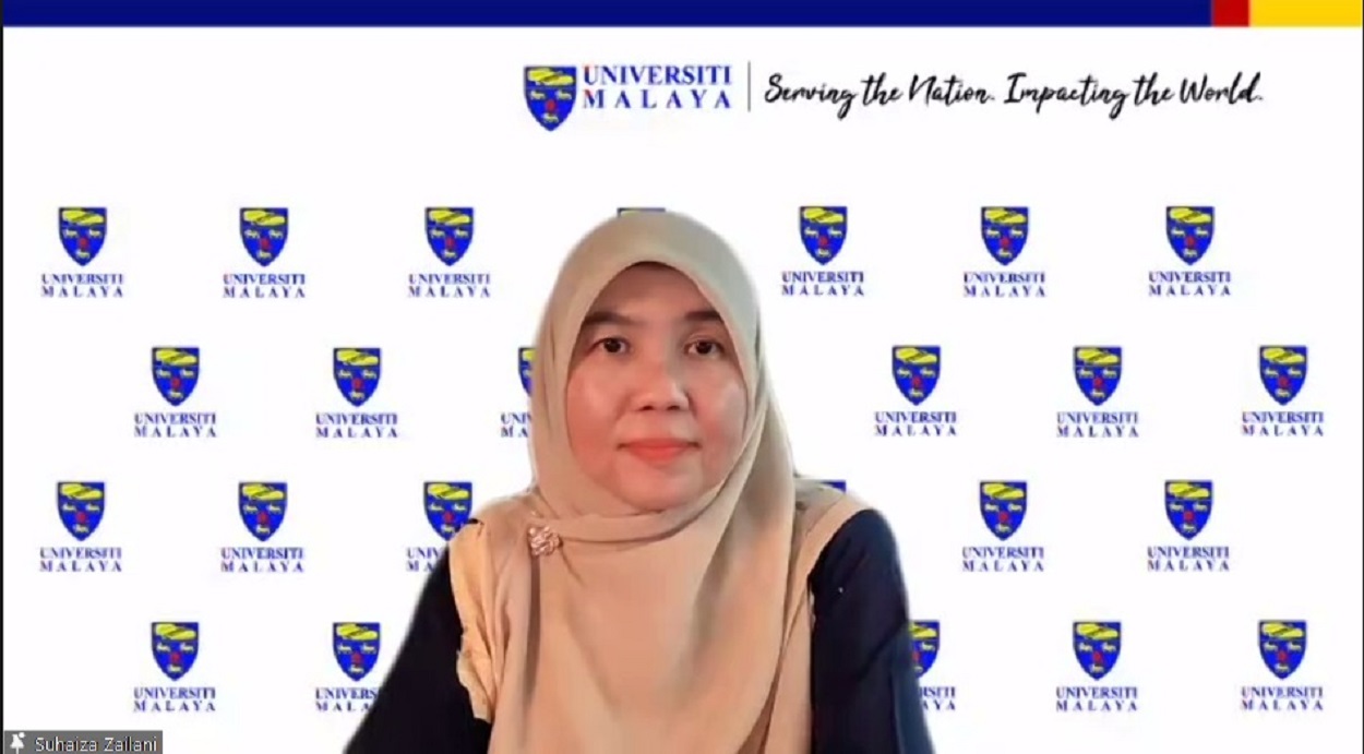 Prof Dr Suhaiza Hanim Binti Dato Mohamad Zailani menjelaskan secara daring seputar reverse logistics dan green logistics dalam MOTIP 05