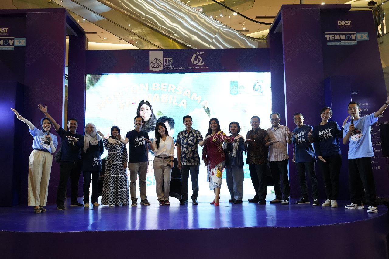 Para pemain dan pendukung film pendek Perjuangan Siti persembahan Dies Natalis ke-62 ITS