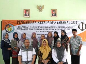 KKN ITS Tingkatkan Kualitas Pendidikan Melalui Pelatihan E-Learning