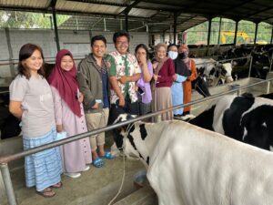 Cetus Olahan Susu Tahan Lama, ITS Berdayakan Galengdowo