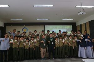 ITS Smart Eco Campus Terima Kunjungan dari SMP Al-Hikmah