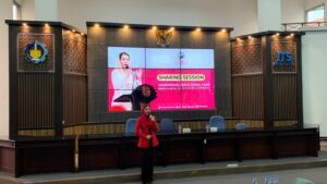 ITS Ajak Mahasiswa Mengenal Sociopreneurship bersama Uprintis Indonesia