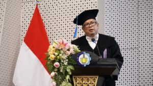 Guru Besar ITS Kembangkan Konsep Student Centered Learning Berbasis Studi Kasus Logistik