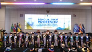 Genapi 162 Profesor, ITS Kembali Kukuhkan Lima Guru Besar Baru