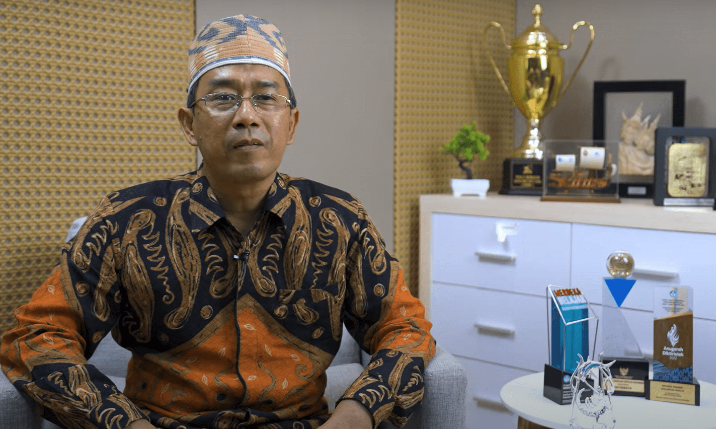 Gambar bakal calon rektor ITS nomor urut 1