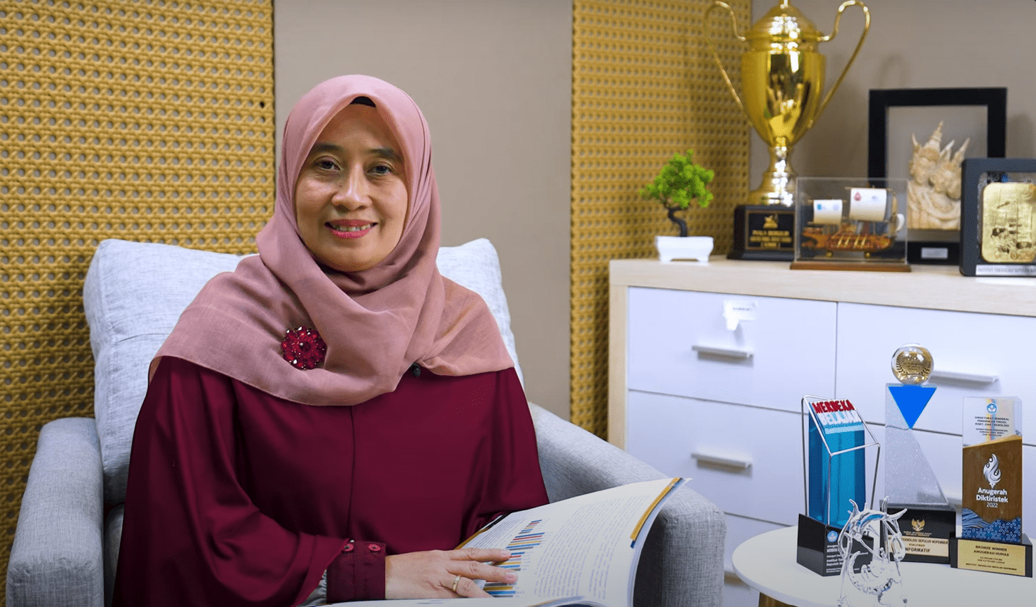 Bakal Calon Rektor ITS periode 2024-2029 nomor urut 5, Dr Umi Laili Yuhana SKom MSc