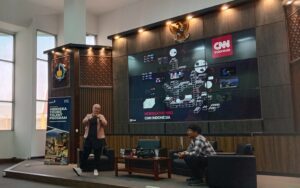 Beradaptasi Hadapi Perubahan Zaman, Intip Fakta di Balik “Dapur” CNN