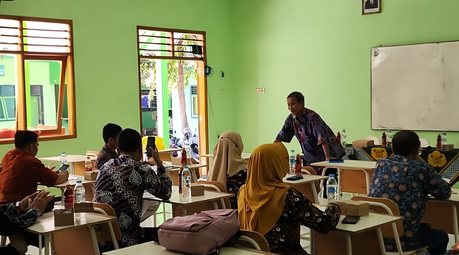 Dosen matematika ITS berikan pembinaan bagi guru