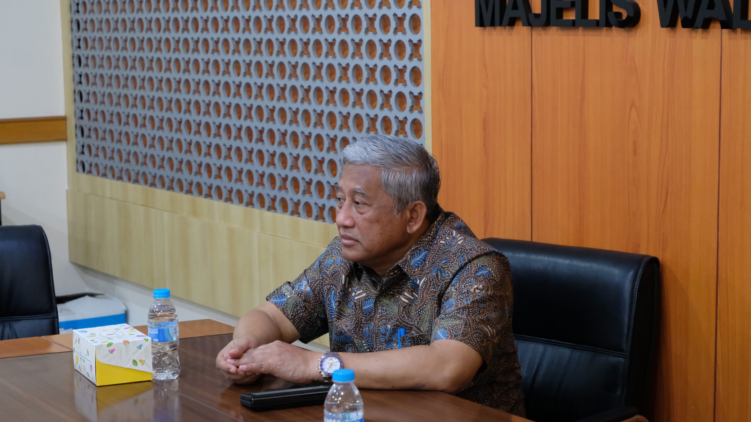 Ketua Majelis Wali Amanat (MWA) ITS Prof Dr Ir Muhammad Nuh DEA saat menjelaskan bagaimana cara memilih bacarek