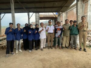KKN Abmas ITS Manfaatkan Limbah Organik untuk Budidaya Cacing