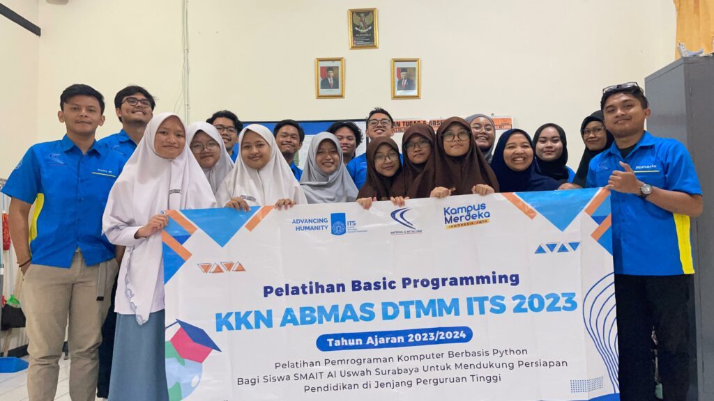 Gambar tim KKN Abmas ITS gelar pelatihan pemrograman Phyton