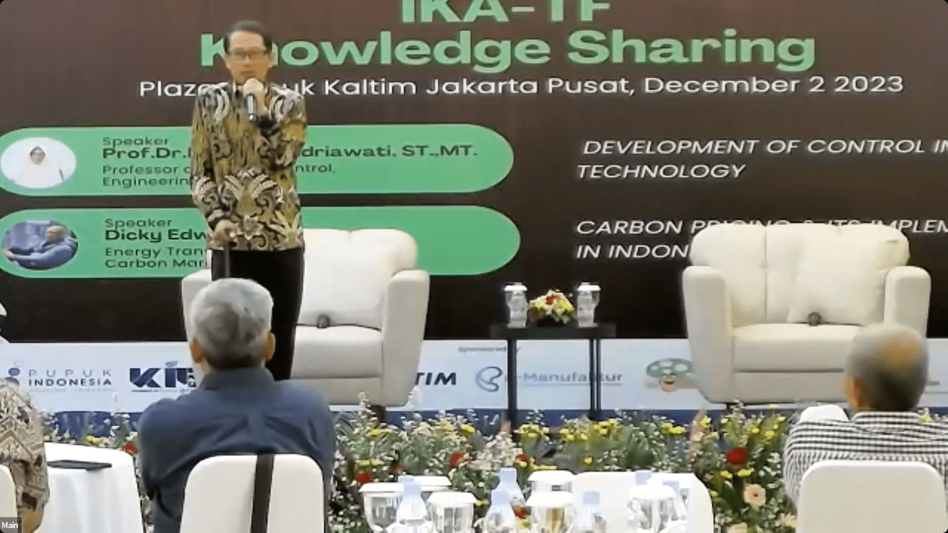 Gambar sambutan ketua IKA TF