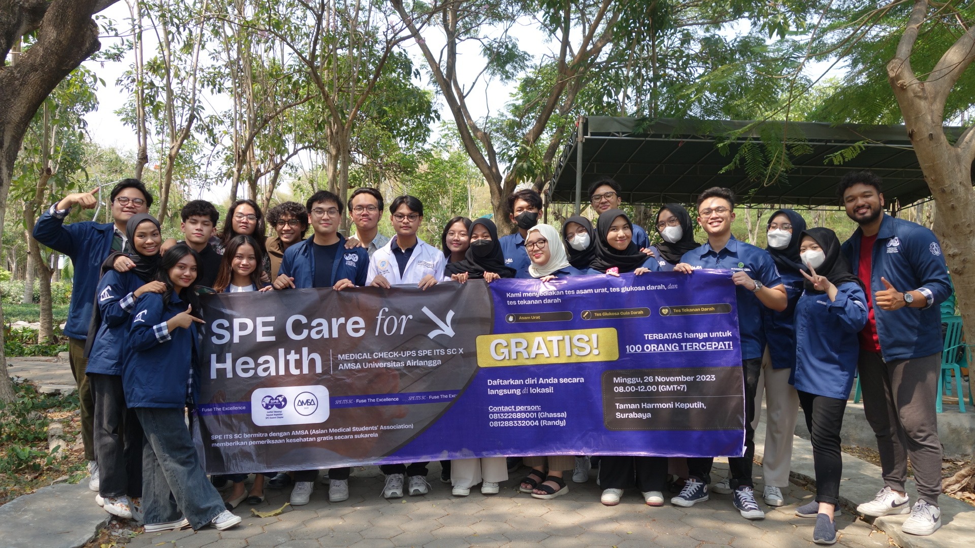 Gambar SPE ITS SC dan AMSA Unair ketika foto bersama