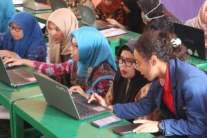 KKN ITS Dukung Guru PAUD Berdaya Saing di Era Digital