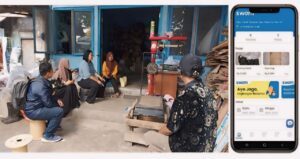 Sosialisasi tentang digitalisasi sistem daur ulang sampah lewat aplikasi Apps4SWAM oleh Prof Ir IDAA Warmadewanthi (tiga dari kiri) dan tampilan aplikasi (foto kanan