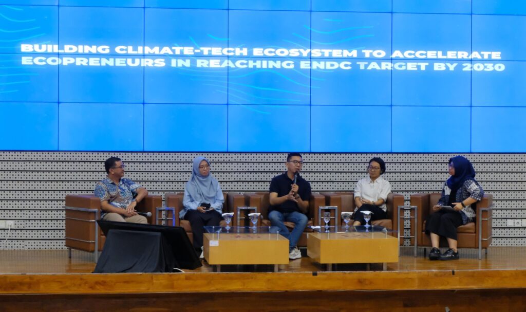 Gambar talkshow roadshow Climate Innovation