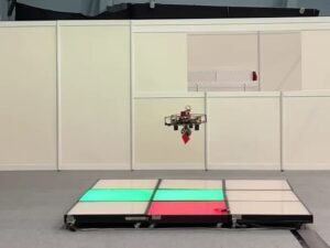 Gambar drone Jati Sigma karya Bayucaraka ITS ketika menjalankan tantangan pada ajang SAFMC 2024