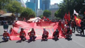 Buruh Masih Tercekik di Dunia yang Semakin Elit