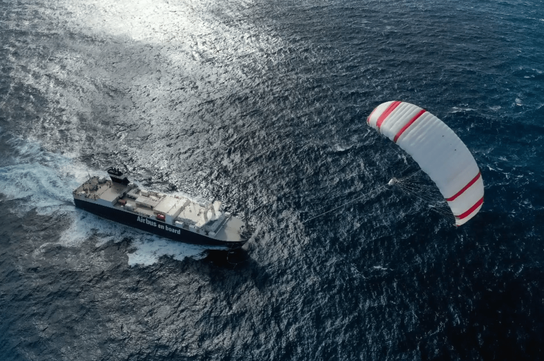 Foto salah satu jenis sistem penggerak kapal bertenaga angin