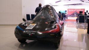 Tampilan mobil Sapuangin XI Evo 3 yang akan berlaga pada kategori Internal Combustion Engine Urban Concept di Sirkuit Pertamina Mandalika, Lombok