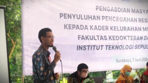 Bina Desa Sehat, FKK ITS Gelar Penyuluhan Resistensi Antibiotik
