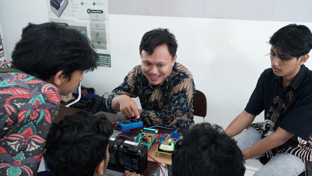 Gambar mahasiswa di FIPEC 2024