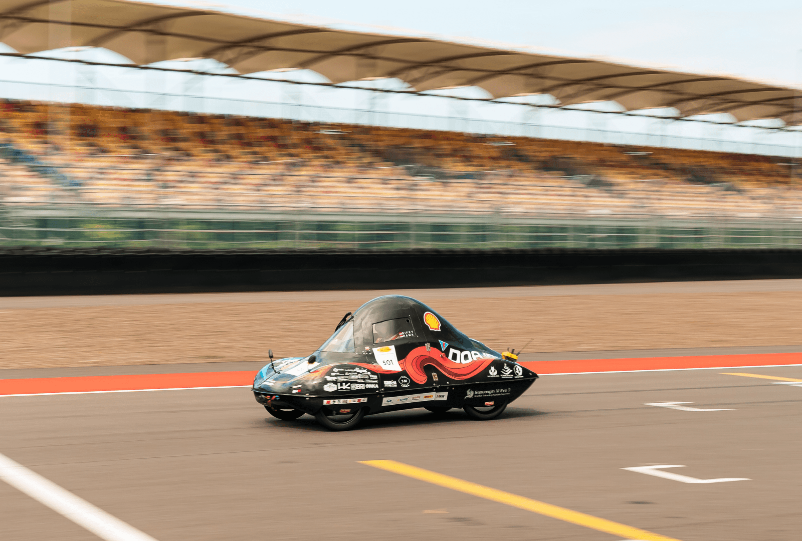 Gambar mobil Sapuangin XI Evo 3 di Sirkuit Mandalika