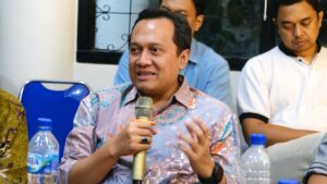 WR IV ITS, Agus Muhammad Hatta ST MSi PhD saat memberi sambutan