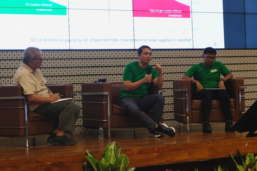 Gambar pemaparan materi penanganan emisi karbon