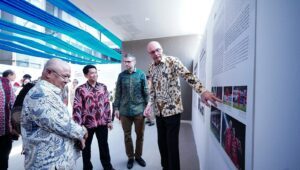 pameran-its