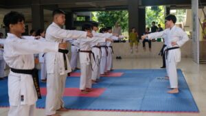 Latih Atlet Unggul, Karate ITS Gandeng Pelatih Jepang