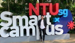Inspiratif, Kegagalan Tak Hentikan Mahasiswa ITS Ini Raih Puluhan Prestasi