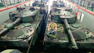 ITS Perkuat Industri Pertahanan lewat Desain Kapal Perang Multifungsi Terbesar di TNI AD