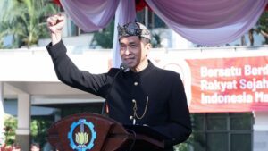 Peringati Dirgahayu Ke-80 RI, ITS Gaungkan Semangat Inovasi untuk Bangsa