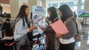 Mahasiswa ITS Unjuk Inovasi Lewat Computer Engineering Expo 2025