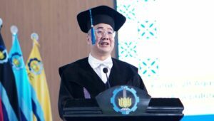 Guru Besar ITS Giatkan Pengetahuan Biodiversitas Hewan Spons