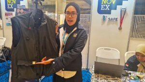 SAFE, Rompi Pintar Rancangan Mahasiswa ITS untuk Lansia