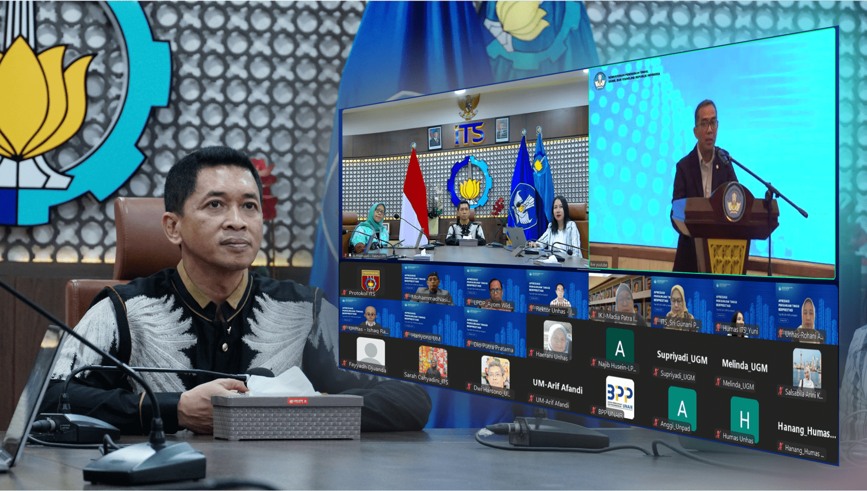 Rektor ITS Mengikuti Rapat