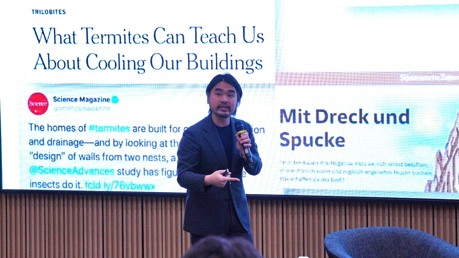 Peneliti sekaligus influencer Dr Bagus Putra Muljadi saat menjelaskan materi mengenai penguatan ekosistem riset interdisipliner yang berdampak