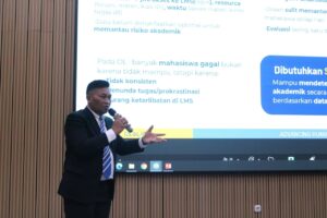 ITS Doctor Develops Early Warning System for Online Learning Risks