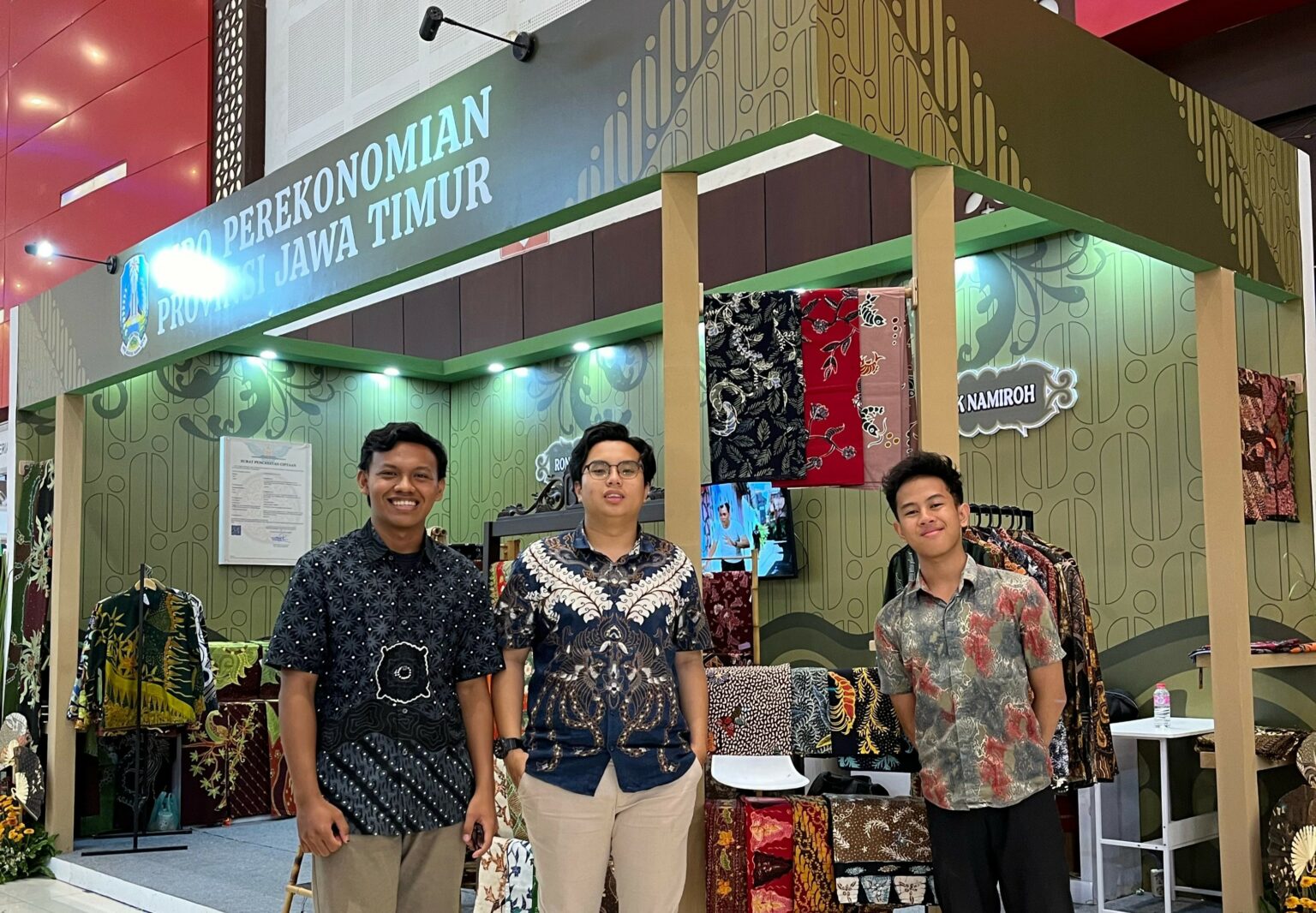 Mahasiswa Bakti BCA ITS Dorong UMKM Batik Jetis Berkelanjutan - ITS News