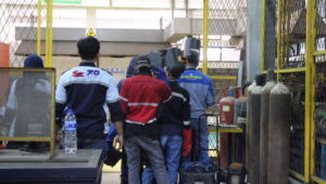Foto brifing panitia SEC 7.0 kepada peserra Welding