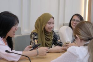 Gambar peserta CommTECH Camp Insight 2026 Stream 2 saat sesi Ice Breaking