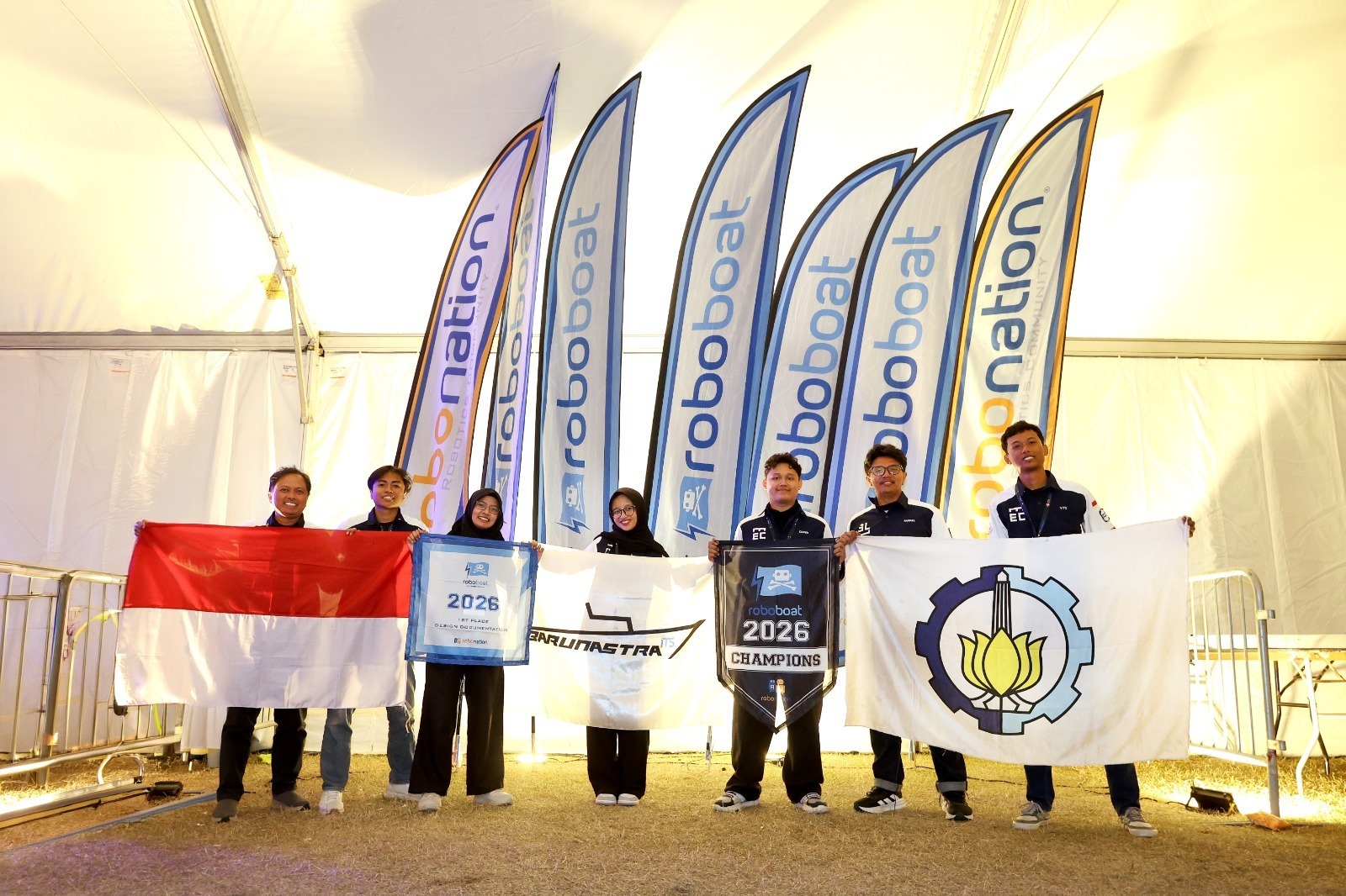 Tim Barunastra ITS usai mengukir prestasi di International RoboBoat Competition 2026, Florida, Amerika Serikat