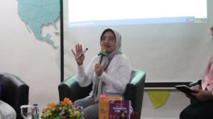 Wakil Rektor 1 Bidang Akademik dan Kemahasiswaan Prof Nurul Widiastuti SSi MSi Phd