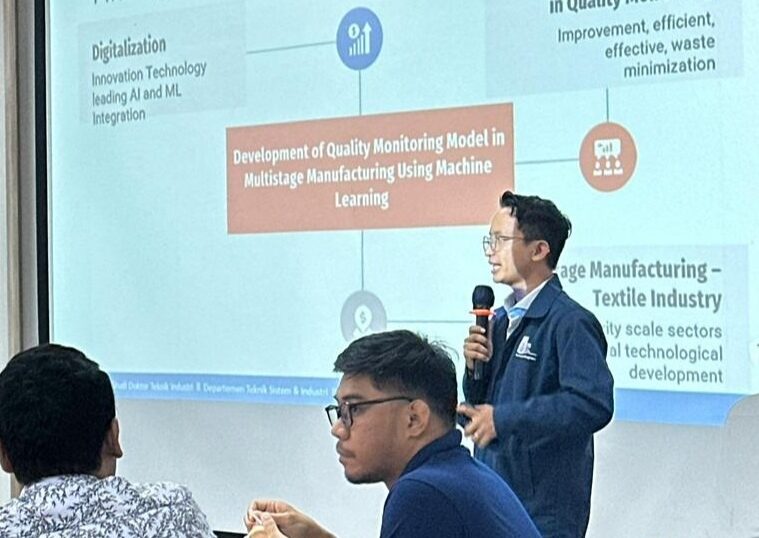 Dr Fajar Pitarsi Dharma SST MT explaining the textile quality control system innovation through machine learning integration