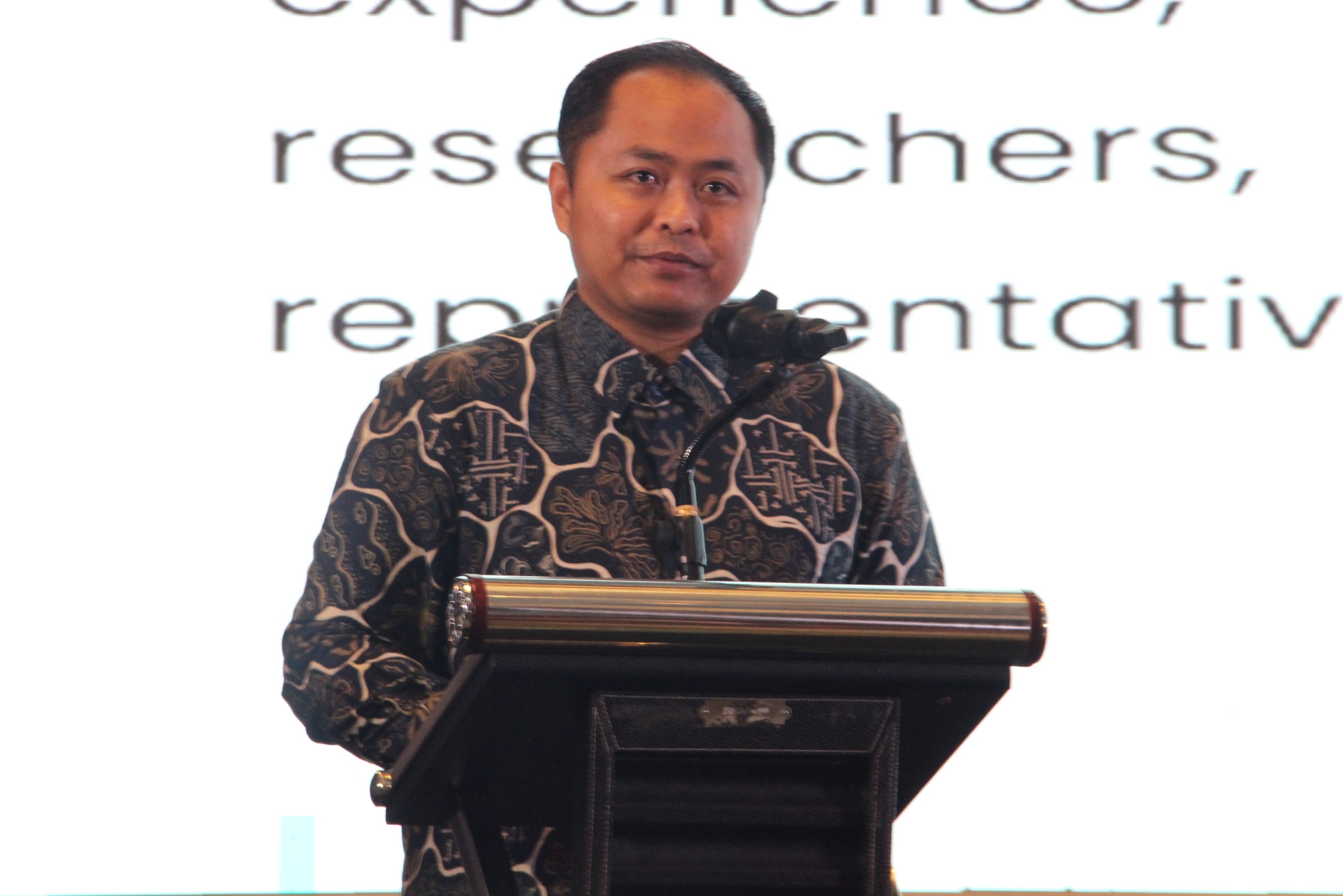 Gambar Ketua Pelaksana GeoICON 2026 Dr Muhammad Aldila Syariz ST MS PhD menyampaikan sambutannya pada gelaran GeoICON 2026